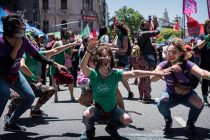 Reforma u Argentine: Stotine hiljada žena vrše ilegalne pobačaje. Pritom su hiljade umrle