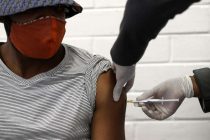 WHO: Osigurano milijardu vakcina za siromašnije zemlje