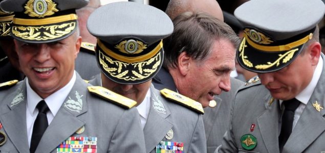 Okreću li se generali od Bolsonara?
