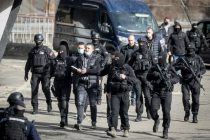 U Srbiji uhapšeno šest osoba osumnjičenih da su članovi grupe Veljka Belivuka