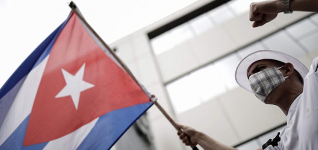 Kuba izglasala veća zakonska prava za građane