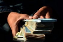 Uprkos nedostatku gotovine talibani zabranili strane valute