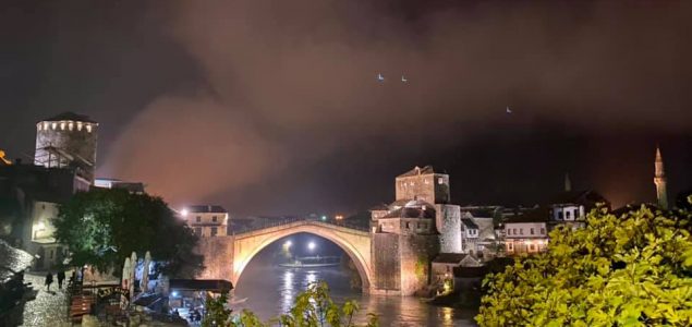 Evakuacija iz dijelova Sarajeva i Mostara pogođenih poplavama