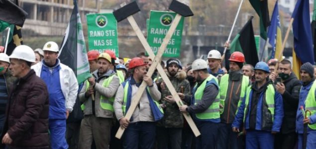 UDRI PO SIROTINJI: Zaposleni u Elektroprivredi BiH protestuju zbog rudarske nezasitosti!