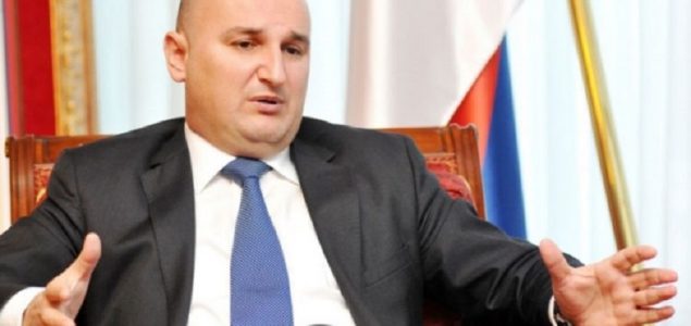 Detalji iz optužnice: “Džombić urgirao da se odobri kredit prezaduženoj firmi”