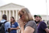Vrhovni sud SAD-a ukinuo pravo na abortus