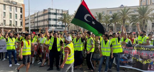 Demonstranti zapalili zgradu libijskog parlamenta