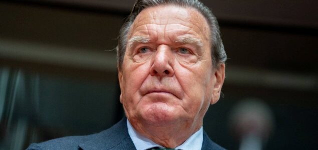 Schröder smatra mogućim „rješenje pregovorima“ sa Kremljom