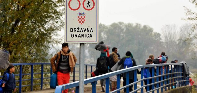 Hrvatska migrantska politika: Prljav granični posao za tuđe babe zdravlje
